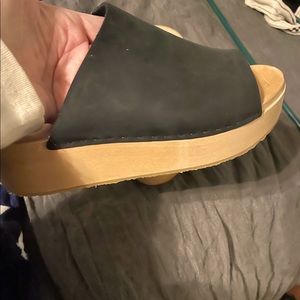 Bryer clogs New Without tags